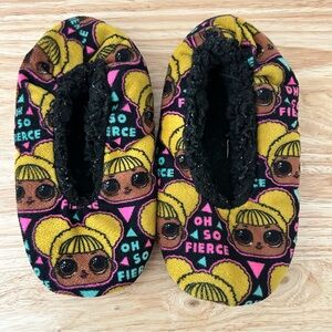 L.O.L. Surprise! Black & Yellow Plush Kids Slip-On Footies